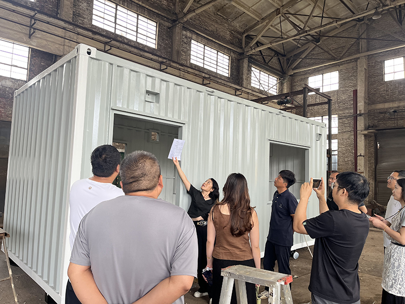 我公司自发组织全员参与野营房产品生产培训