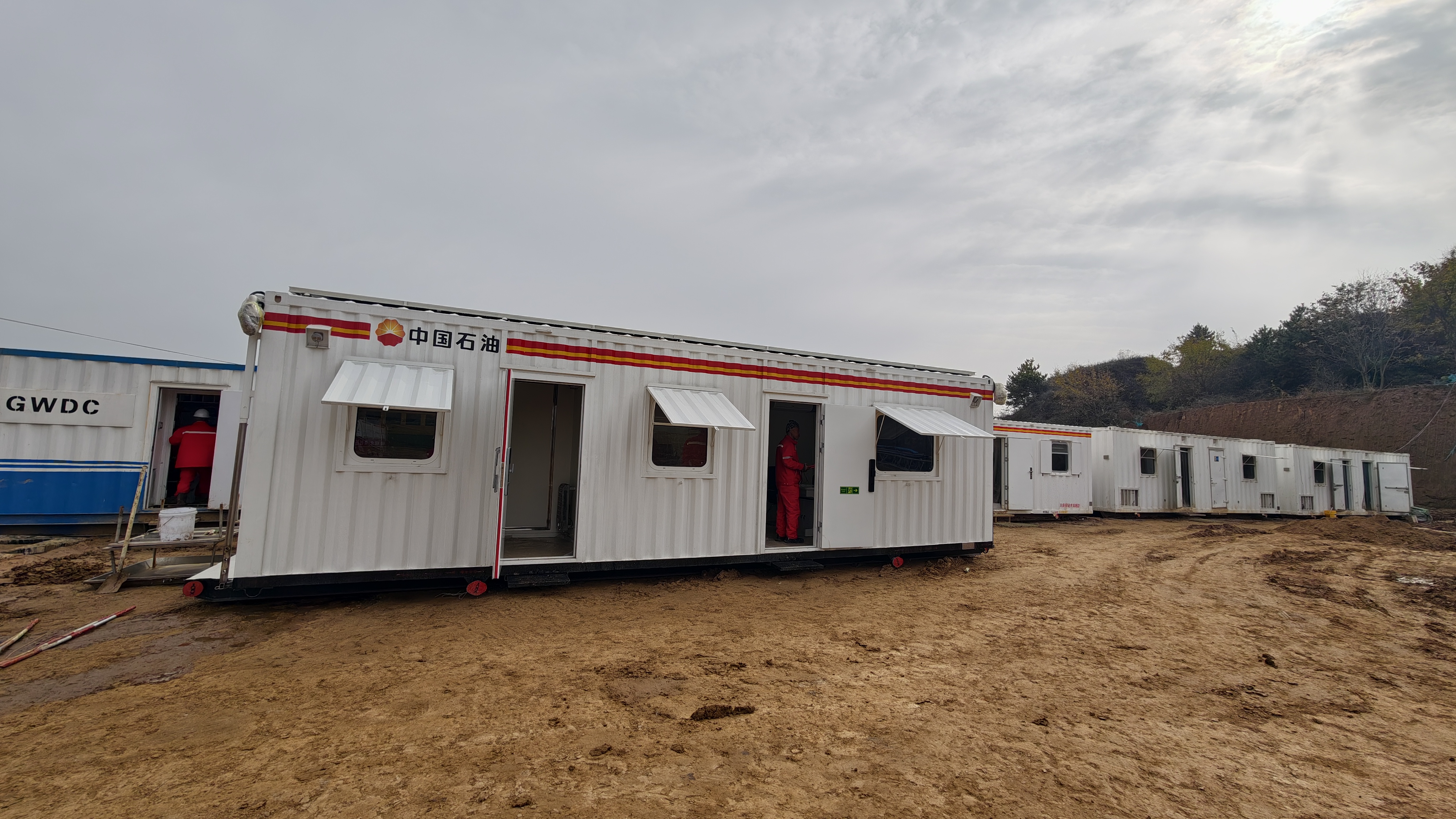 太阳能智能方舱